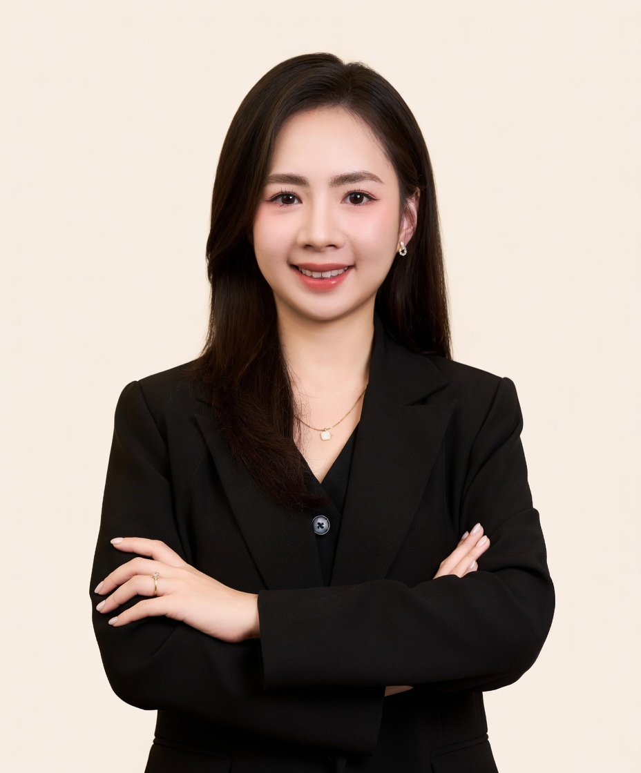 Ashley Tran, Calgary realtor